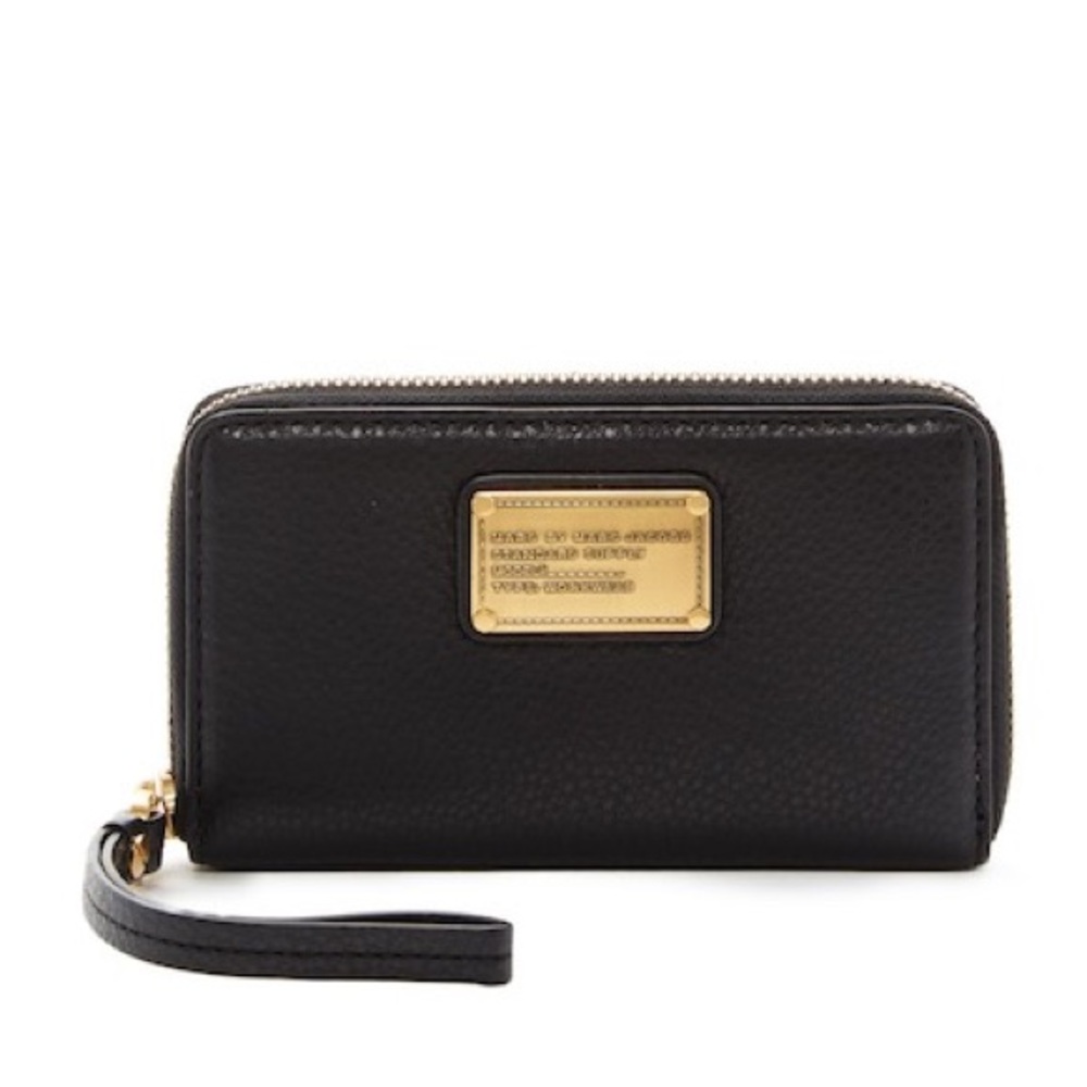 Marc Jacobs Classic Q Wingman Leather Wristlet